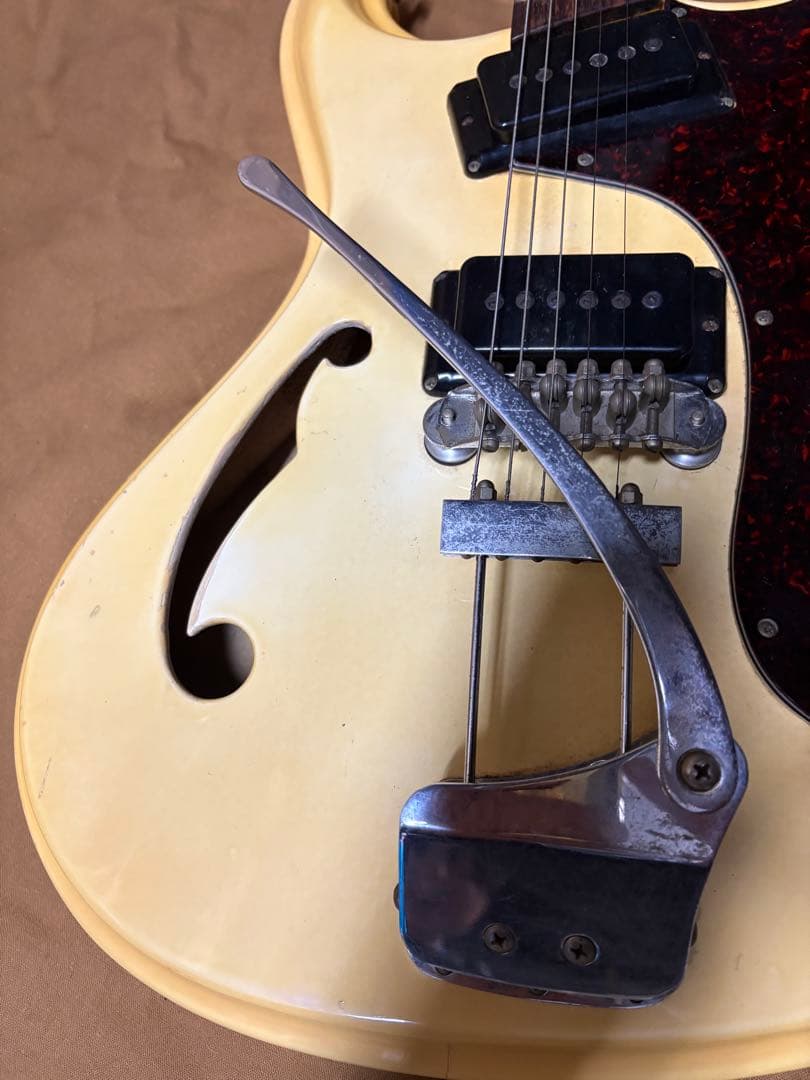 H*T様 Morales Mosrite Model モラレス 日本製　ビンテー