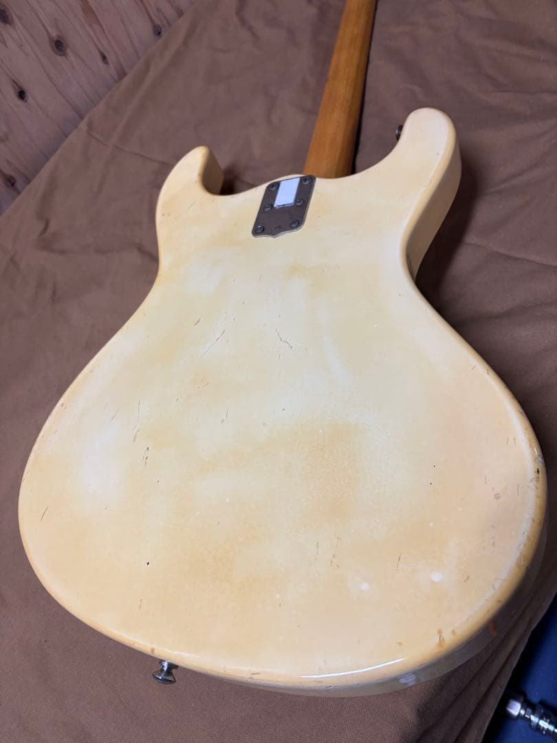 H*T様 Morales Mosrite Model モラレス 日本製　ビンテー