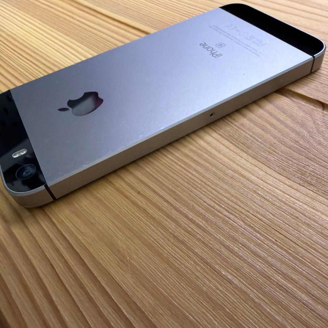 iPhone SE （第1世代） 64GB スペースグレイ　バッテリー89%
