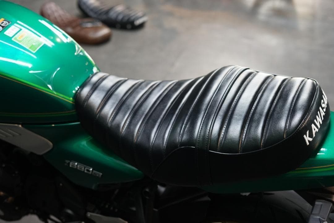 z650rs　シート　Javimotor　　TYPE　1