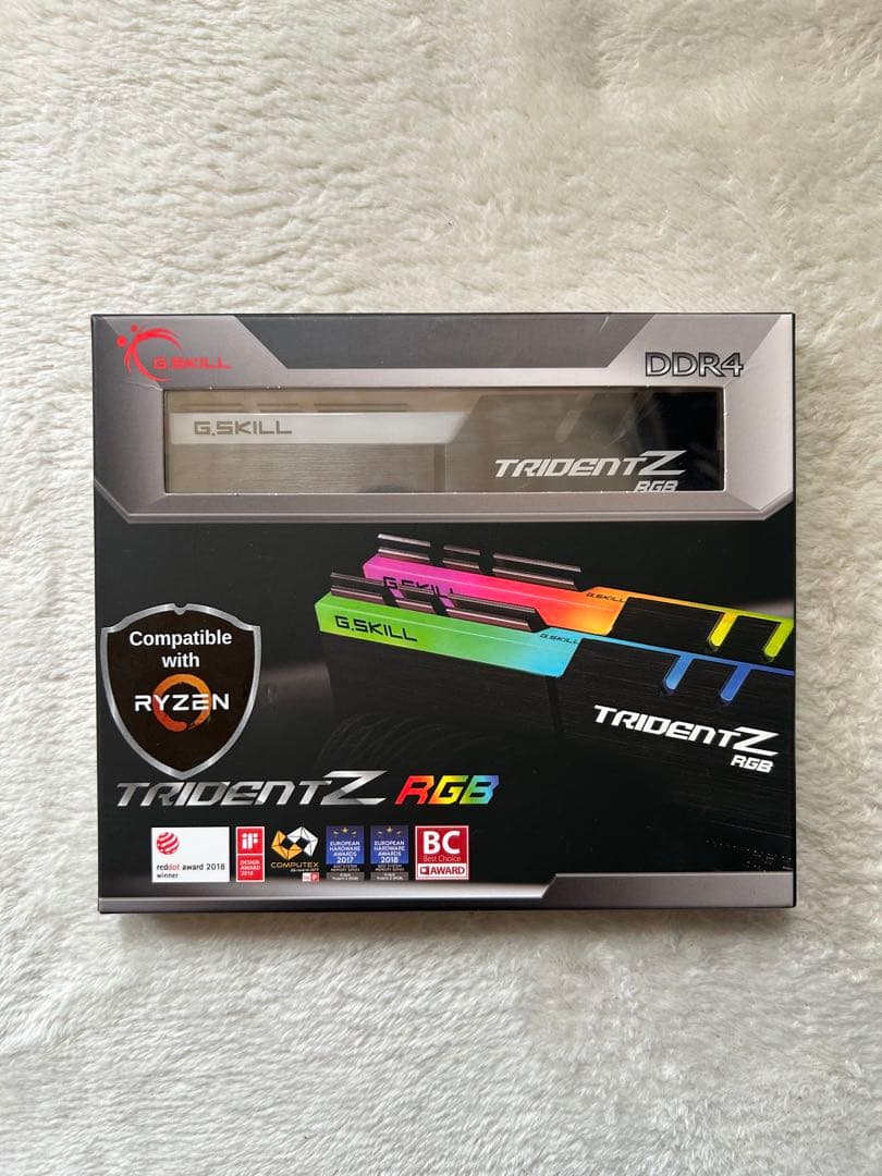 メモリー DDR4-3200 8GBx2 F4-3200C16D-16GTZRX