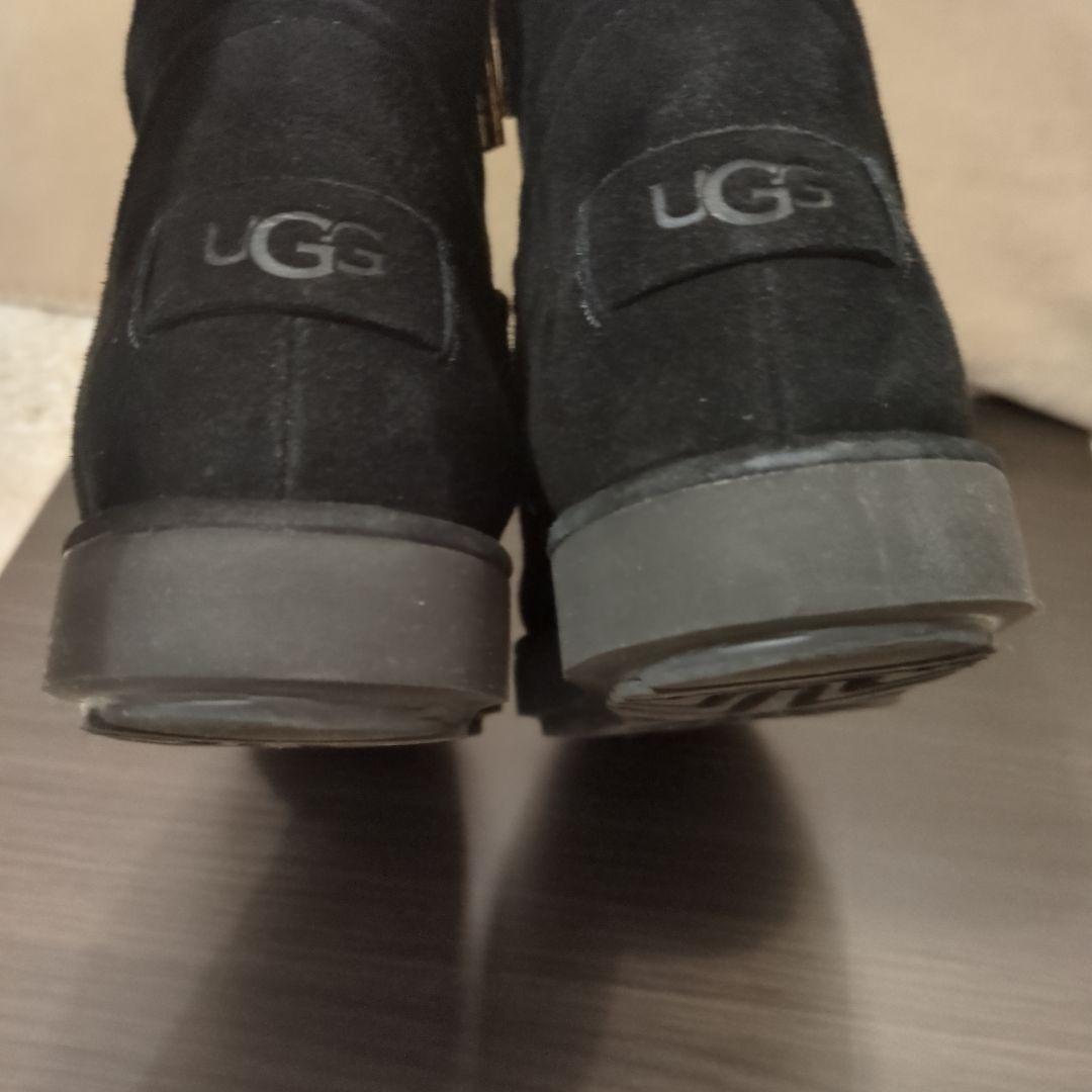 UGG ブラックムートンブーツ ファスナー付き