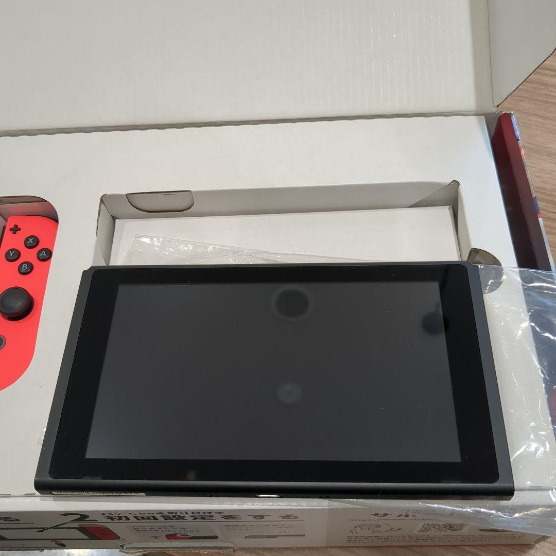 Nintendo Switchバッテリー強化版2021年モデル美品