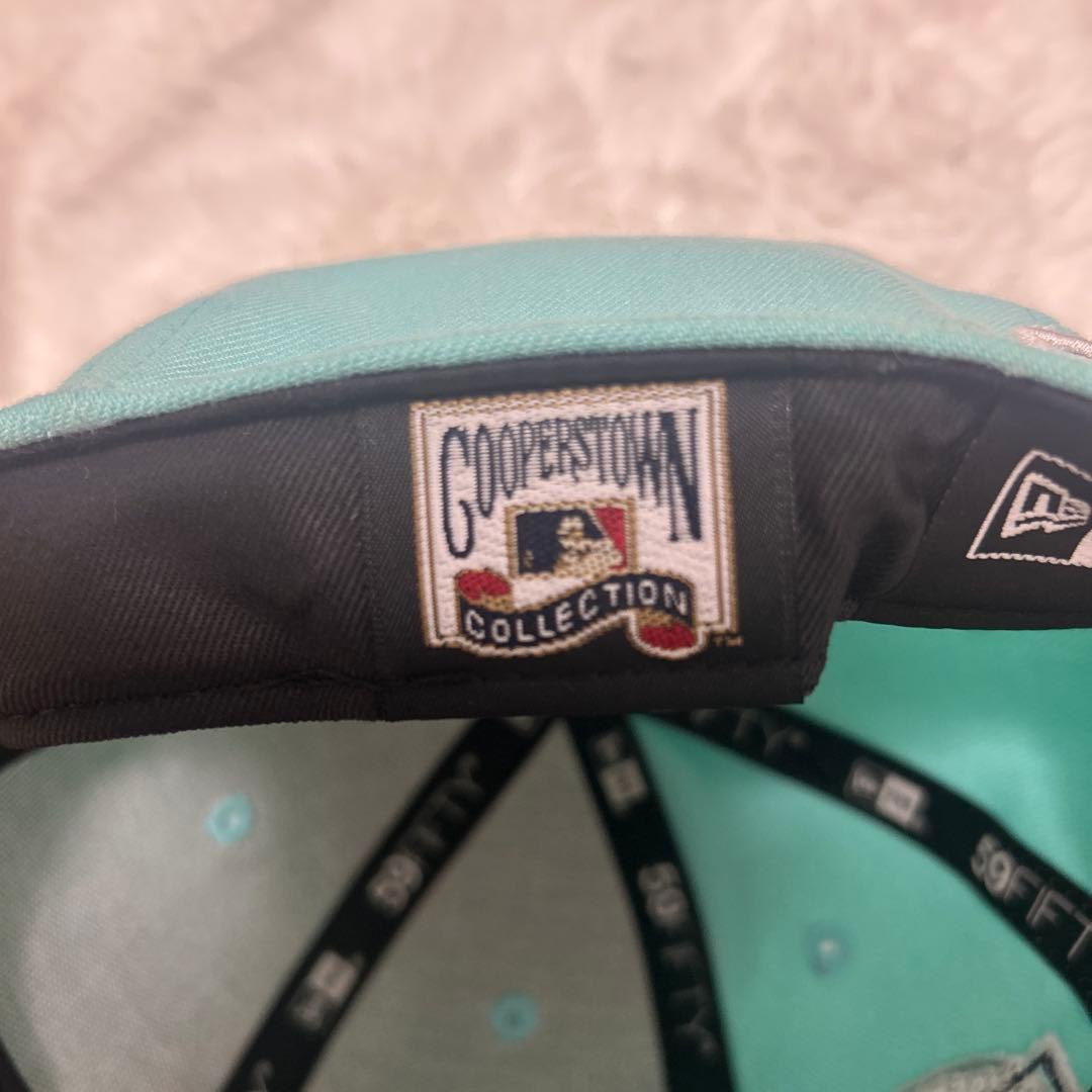 【限定モデル】New Era 59FIFTY ヤンキースTiffanyキャップ