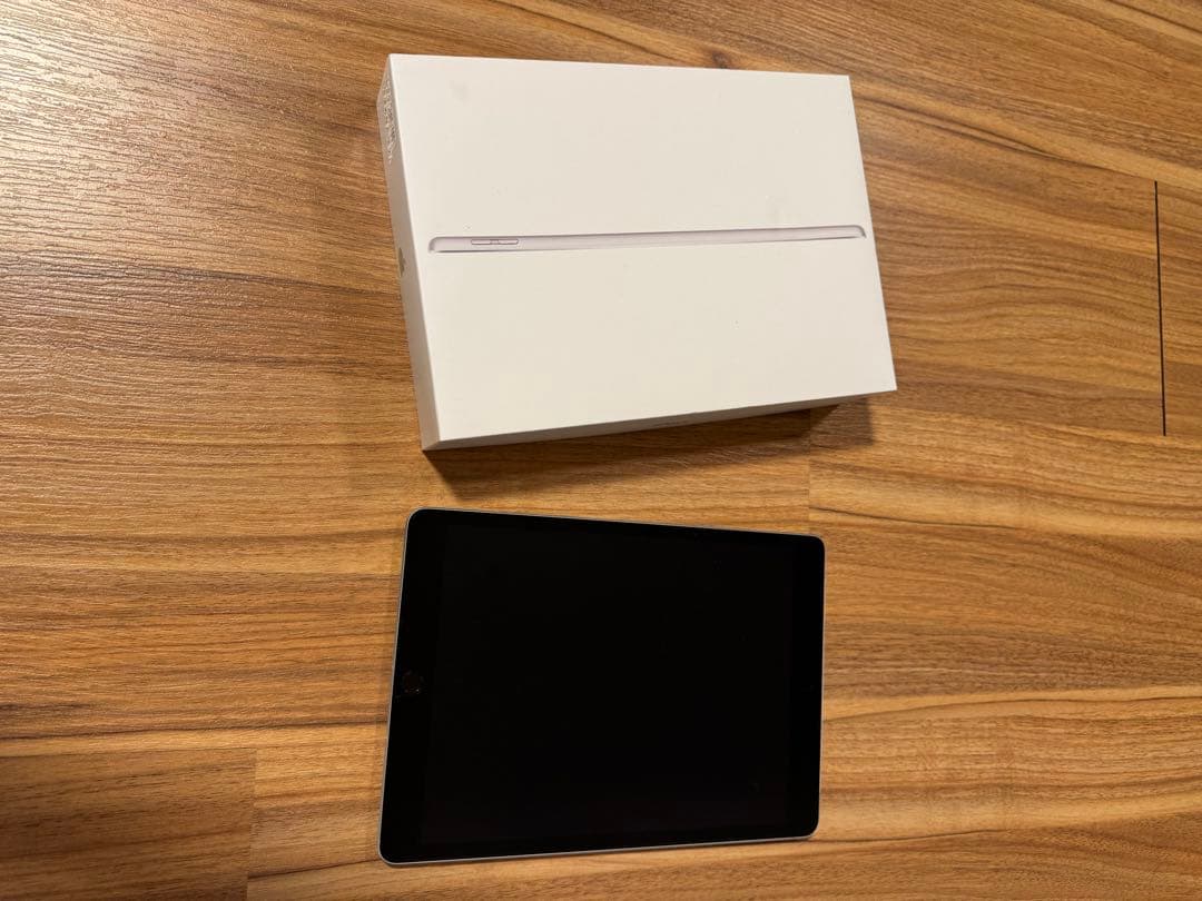 【美品】iPad 第9世代 64GB セルラーモデル ガジェオタねえさん