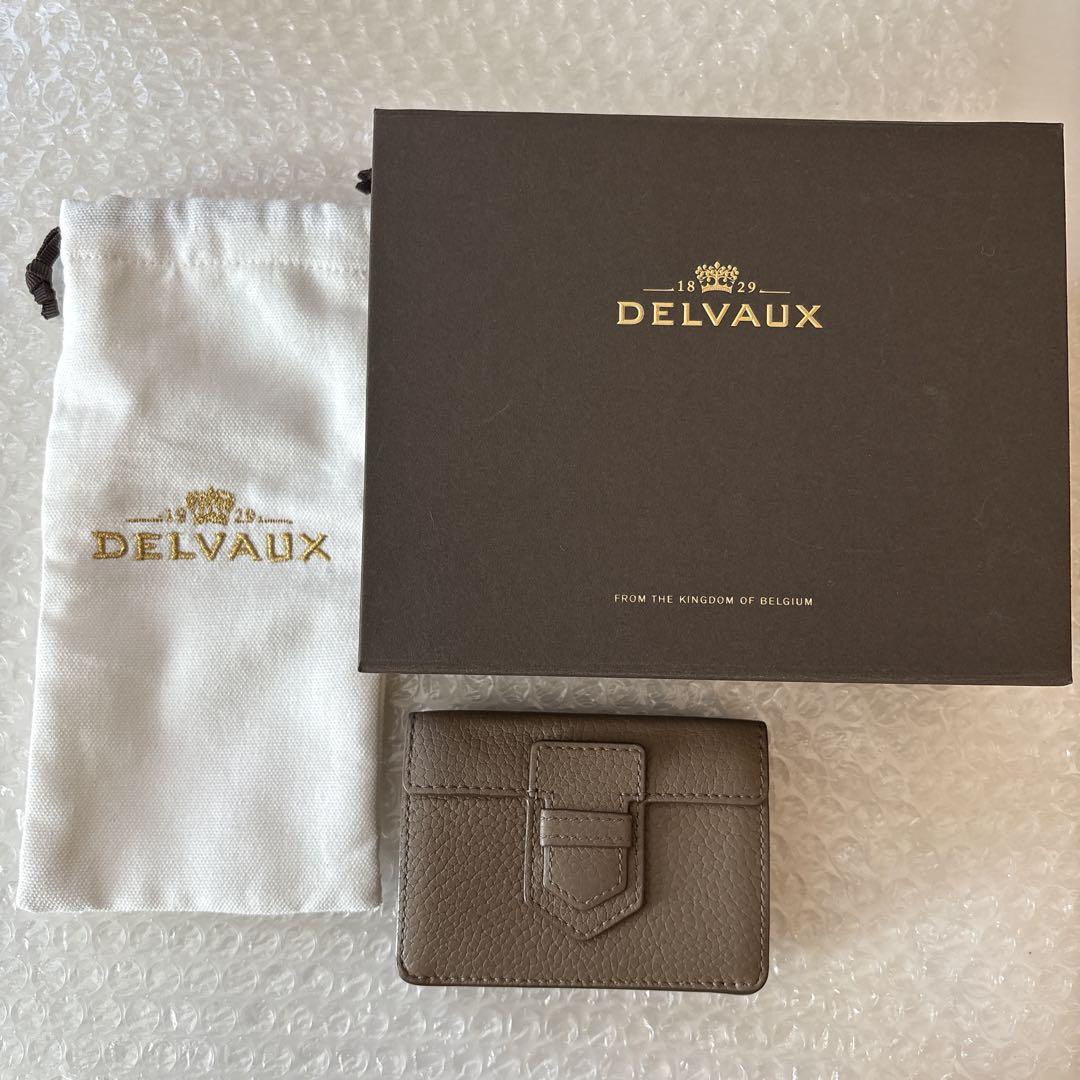 DELVAUX デルヴォー　三つ折り財布