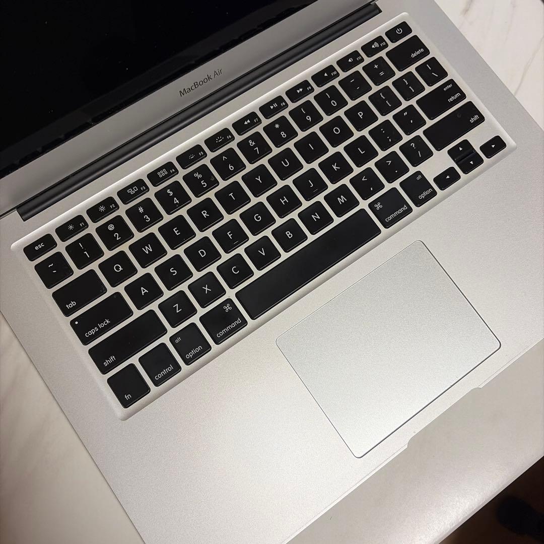 MacBook Air 2015 初期化済み 動作確認済 充電器付き