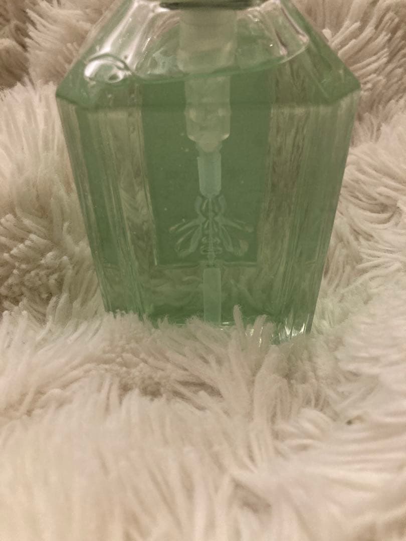 GUERLAIN HERBES TROUBLANTES 300mLハンドソープ