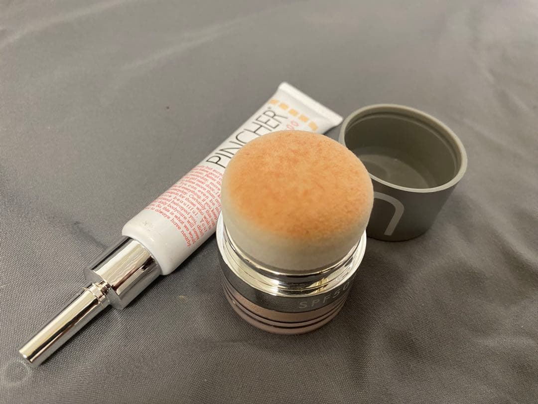 PINCHER CCクリーム 、パウダー　SPF50+ PA+++