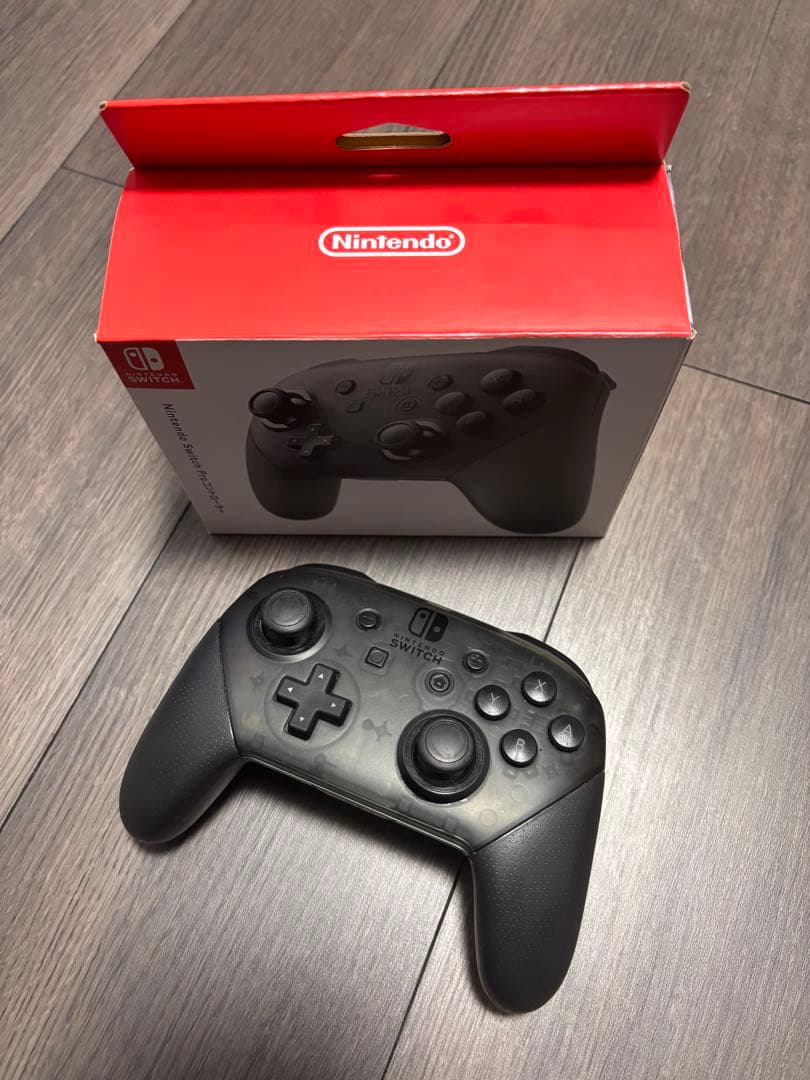 値下げNintendo Switch グレー &プロコン&ジョイコン充電グリップ