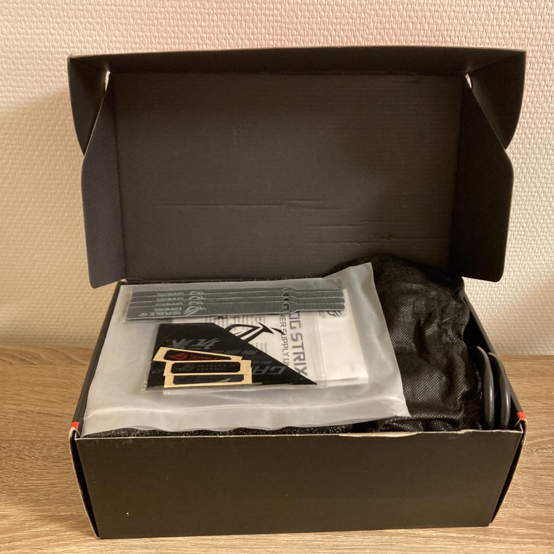 【使用5ヶ月】ASUS ROG Strix 1000W 80Plus Gold
