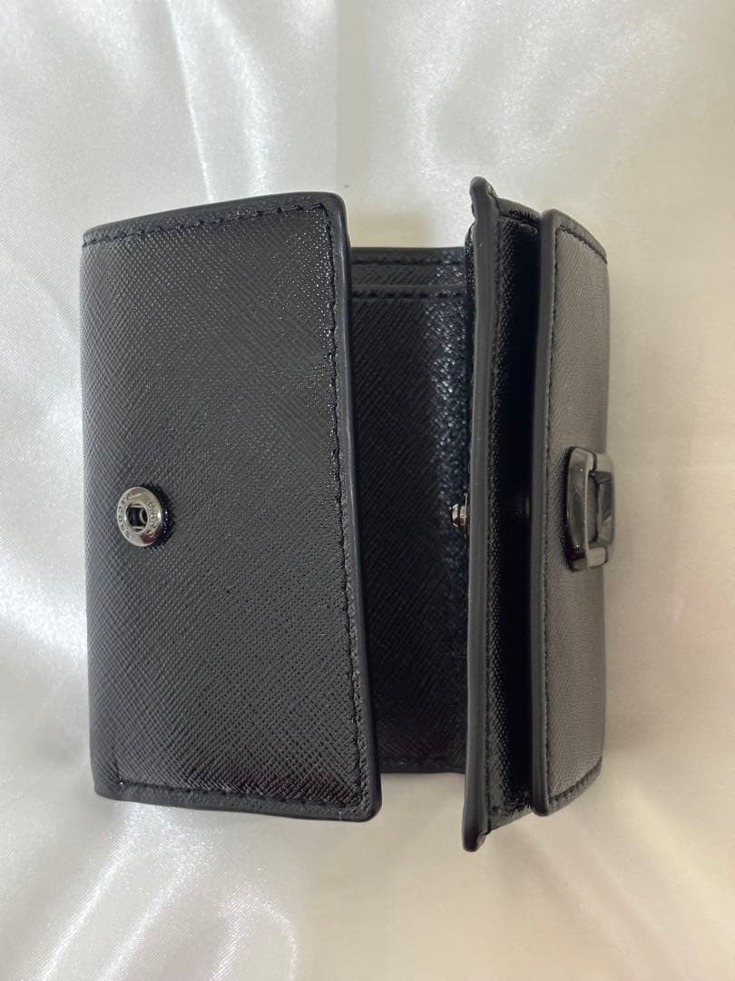 MARC JACOBS ブラック 三つ折り財布