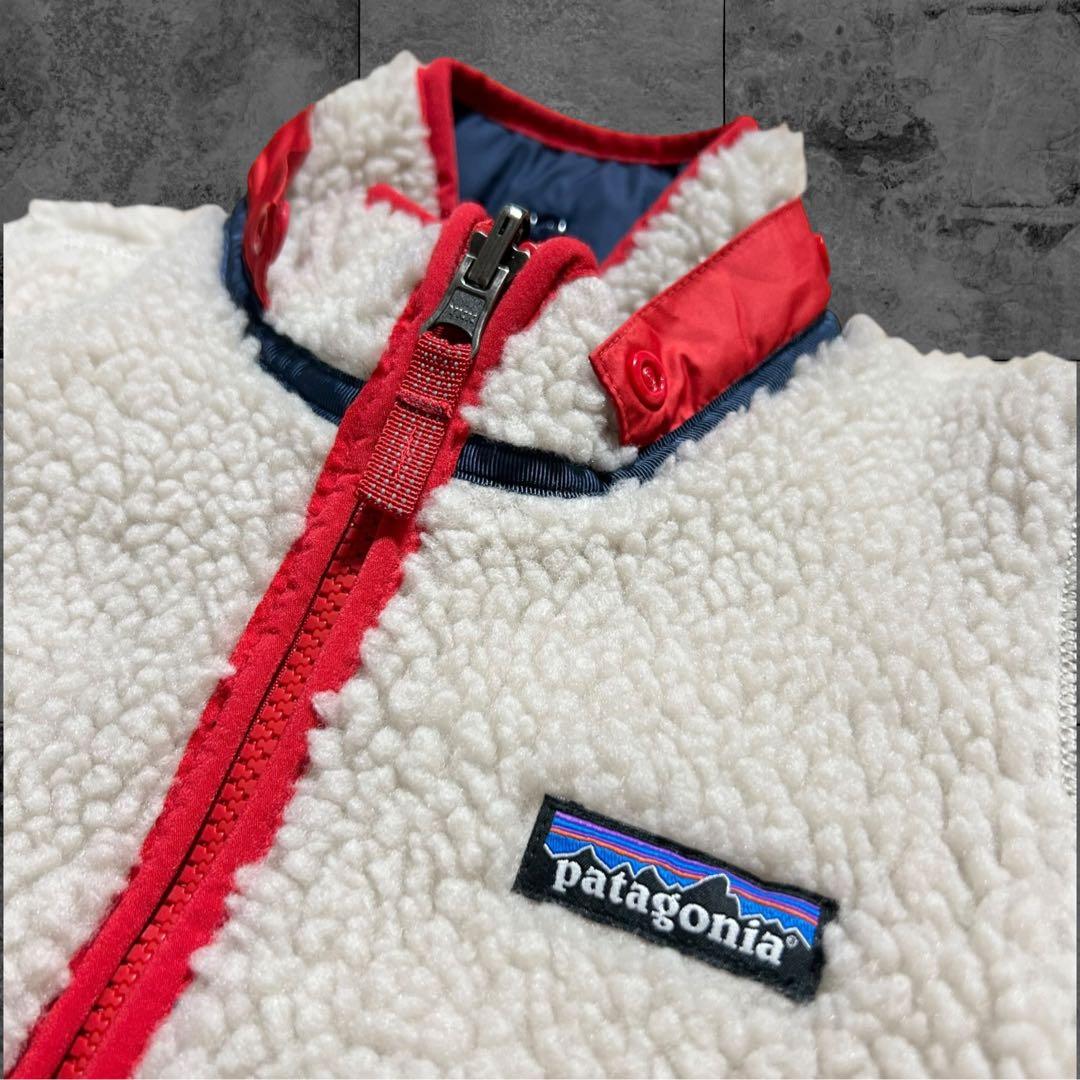 Patagonia パタゴニア　リバーシブル　2T アウター ボア　紺　ダウン