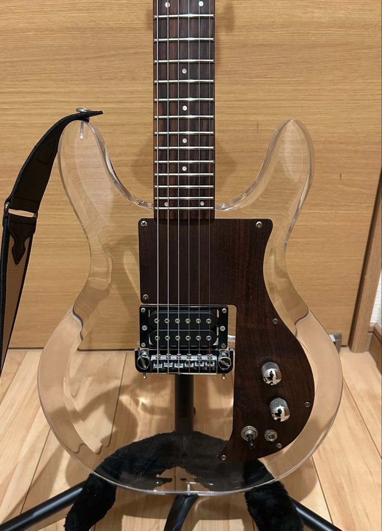 Ampeg アンペグ　Lucite Guitar ルーサイドギター　コピーモデル