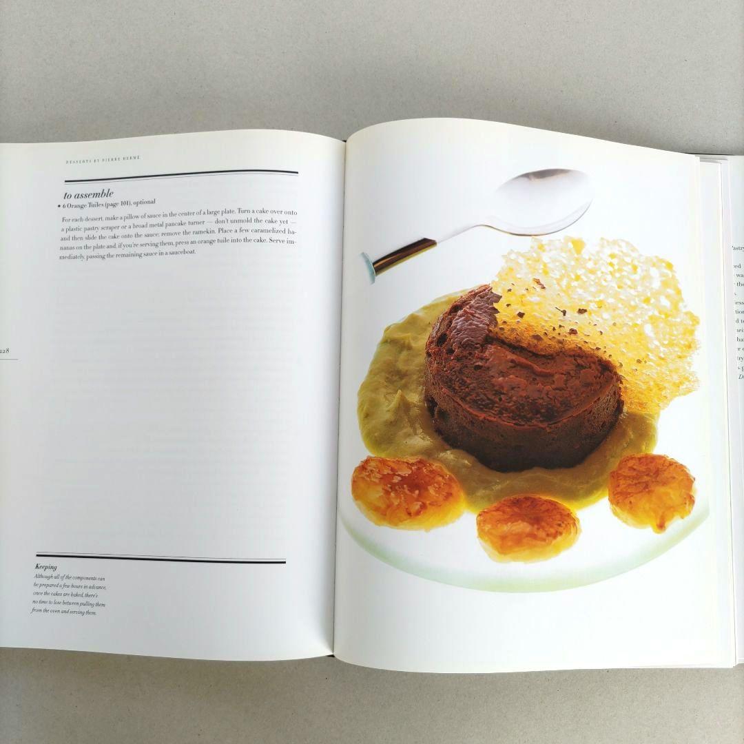 Desserts by Pierre Hermé/ピエール・エルメ レシピ集