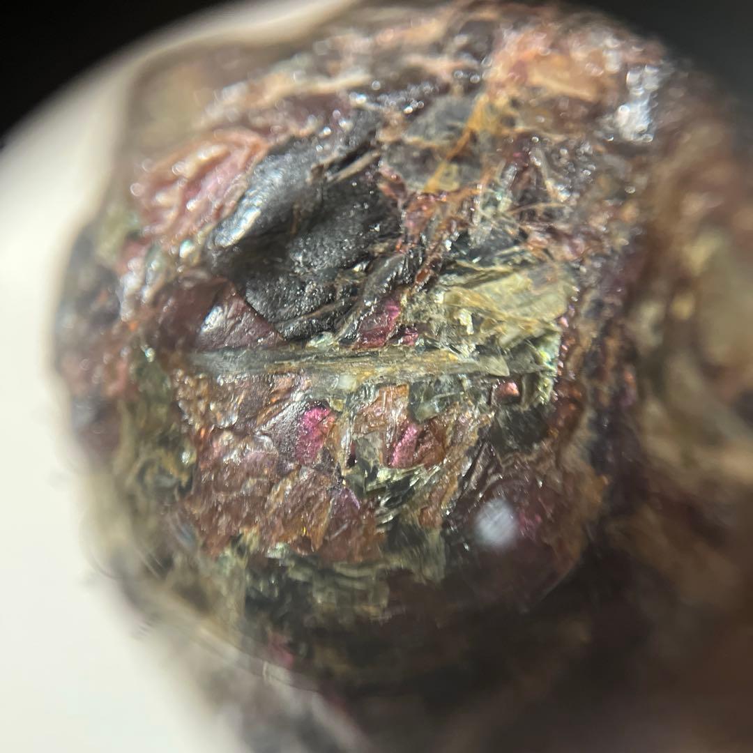 ルビーみたいな色の石！114ｇ
