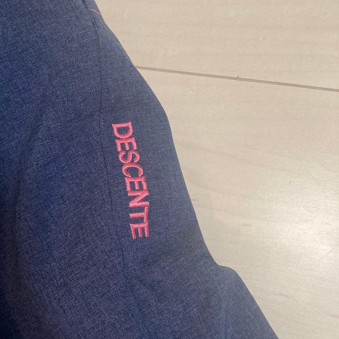 【極美品】DESCENTE デサント ジュニアスキーウェア 140cm 成長対応
