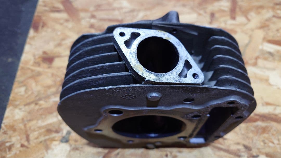 ヤマハSR500 400　OMC コンプリートシリンダーヘッド 面研ポート加工品