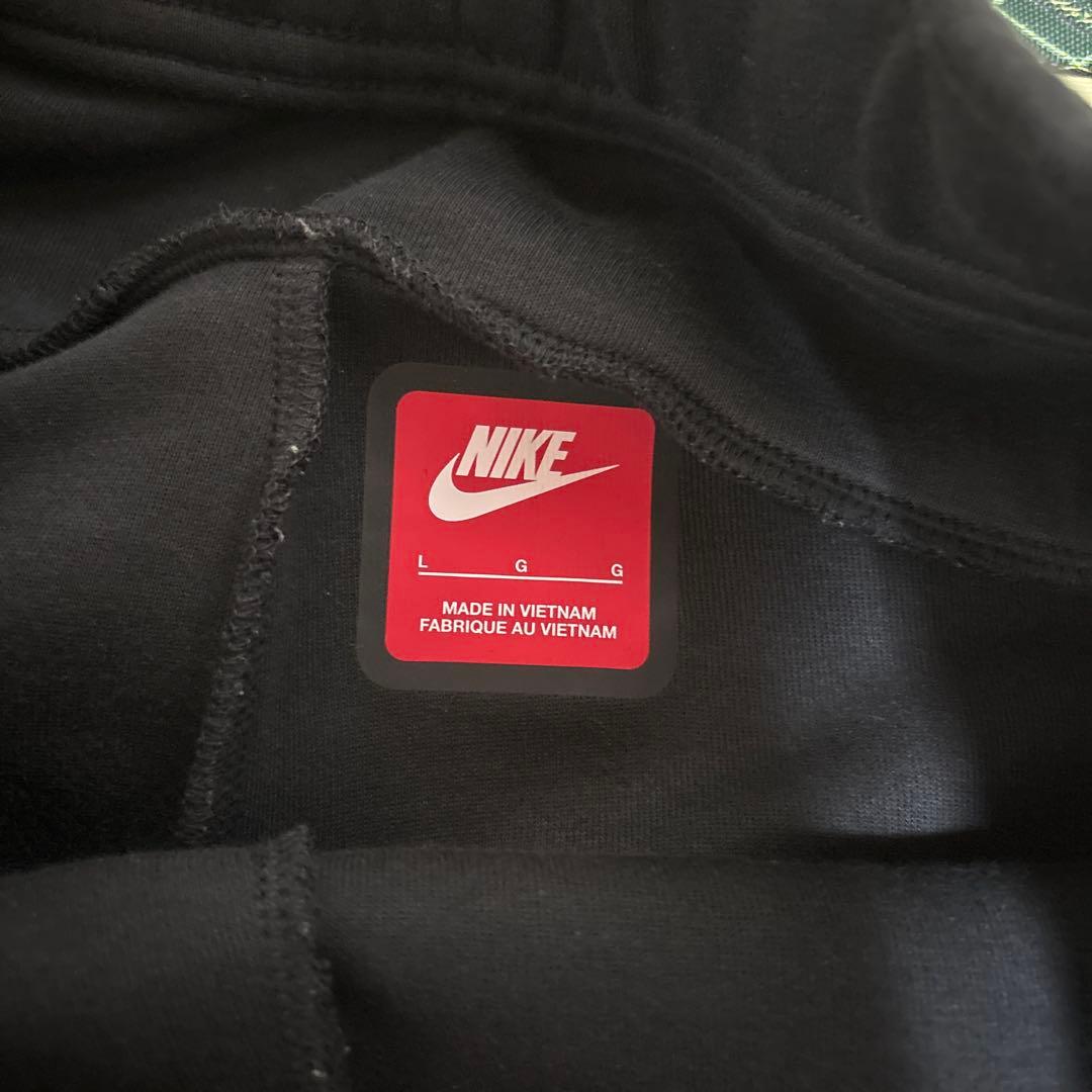 Nike 黒 スウェットパンツテックフリース