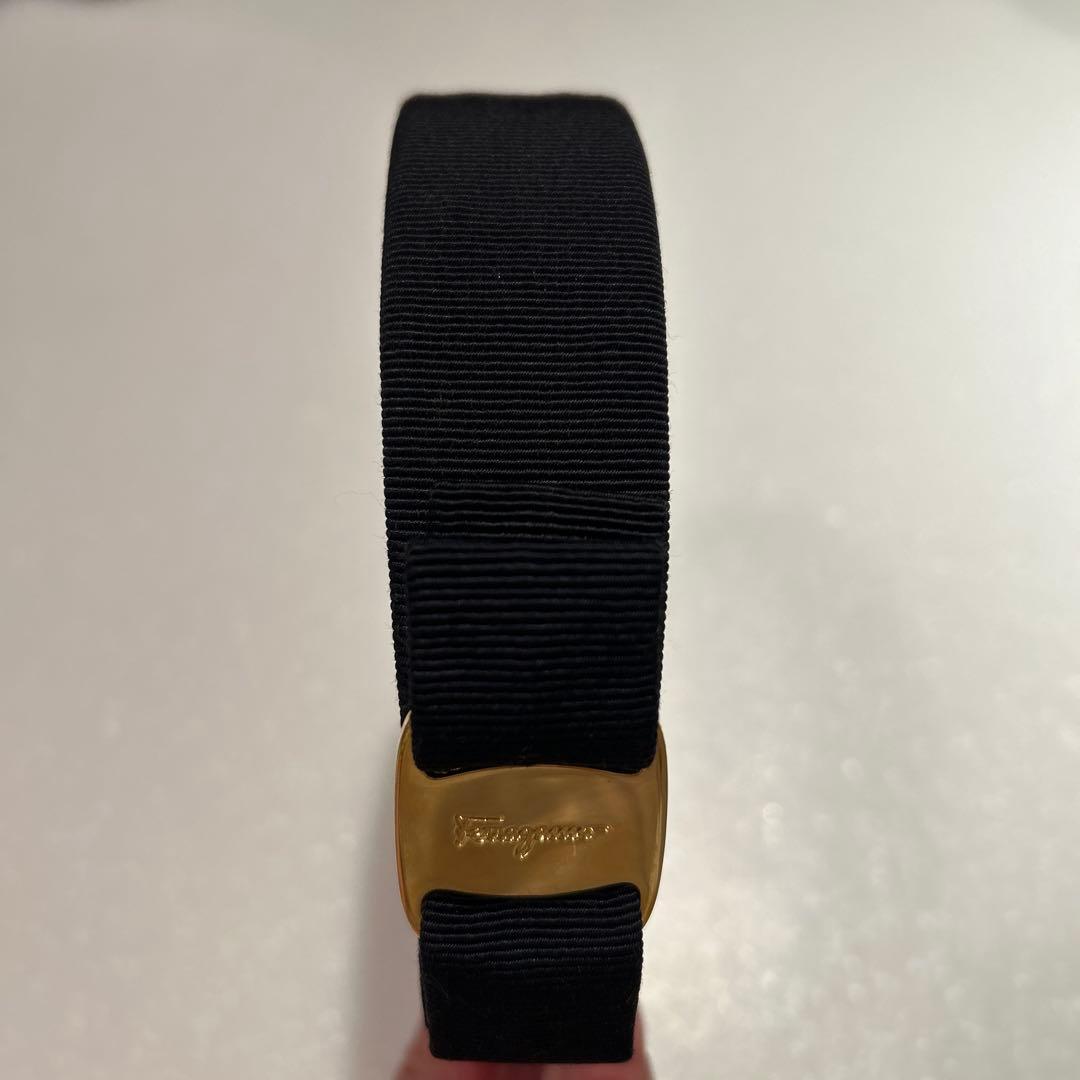 Salvatore Ferragamo フェラガモ ヴァラリボン カチューシャ