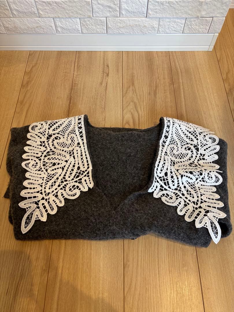 ACKA lace collar knit cardigan グレー