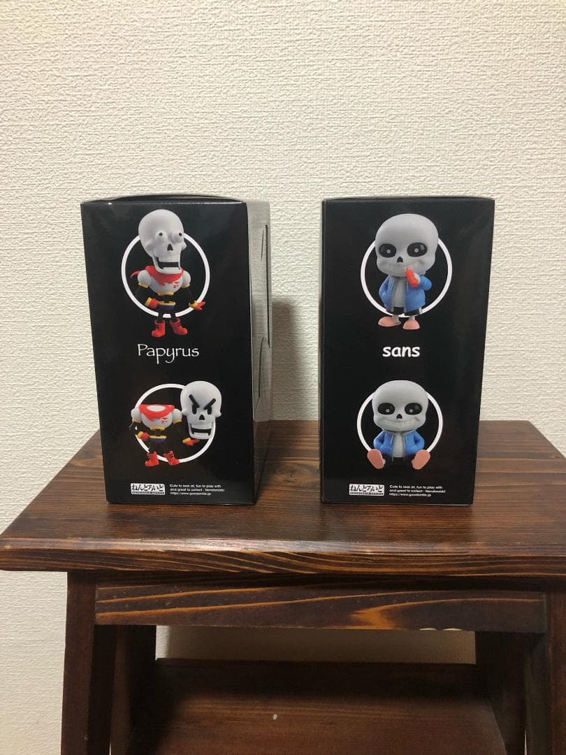 新品未開封　UNDERTALE ねんどろいど Papyrus & Sans