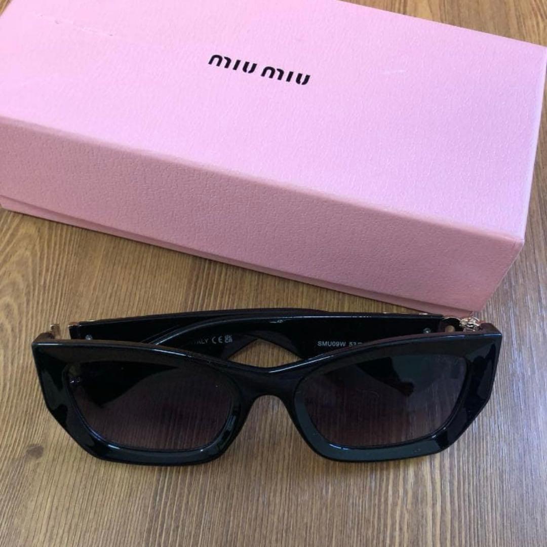 か*ゃ様 miumiu ブラック系 アイウェア本体 キャッツアイ
