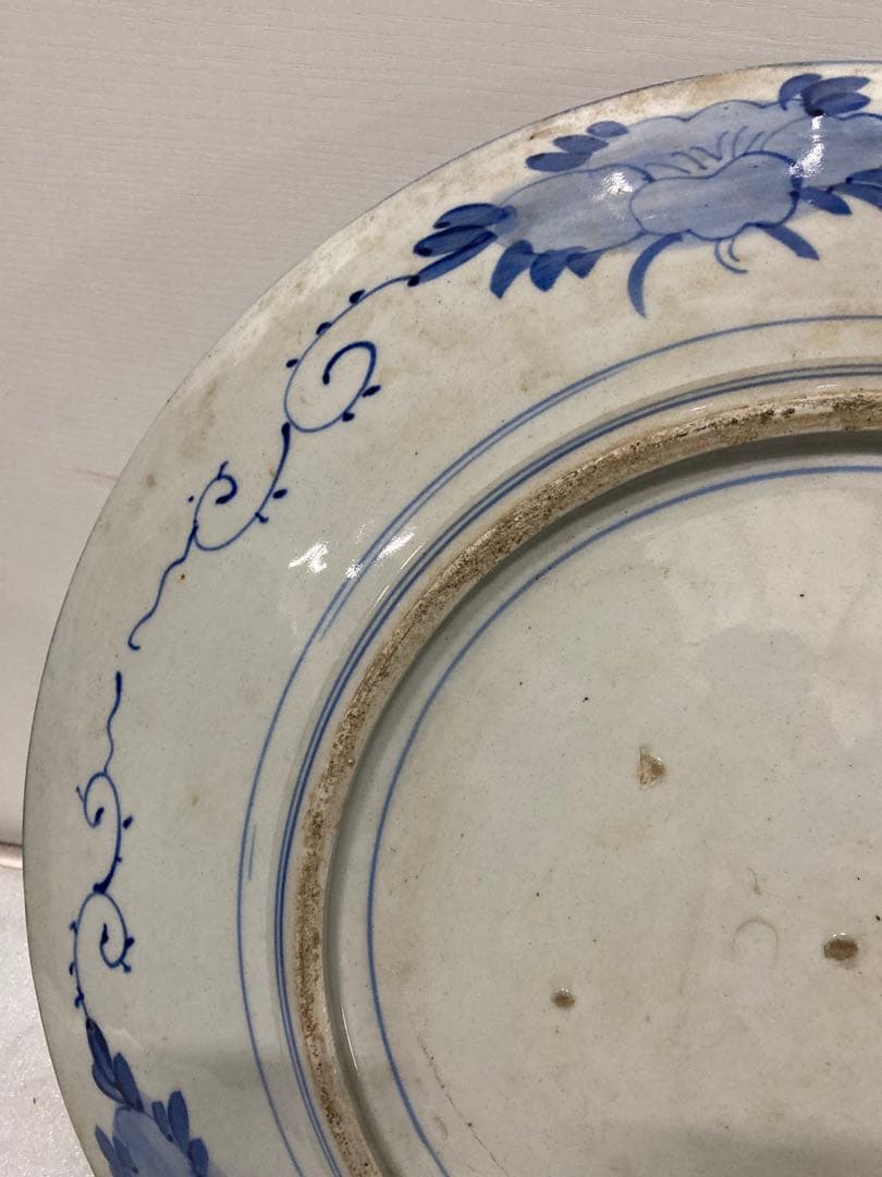 旧家蔵出し 江戸時代 美術品  古伊万里 白磁藍染付 松に鷹に図  飾り大皿