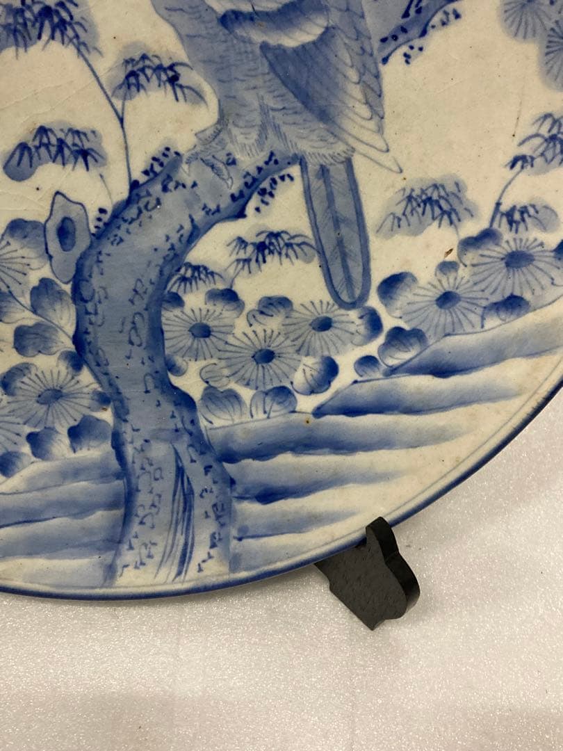 旧家蔵出し 江戸時代 美術品  古伊万里 白磁藍染付 松に鷹に図  飾り大皿