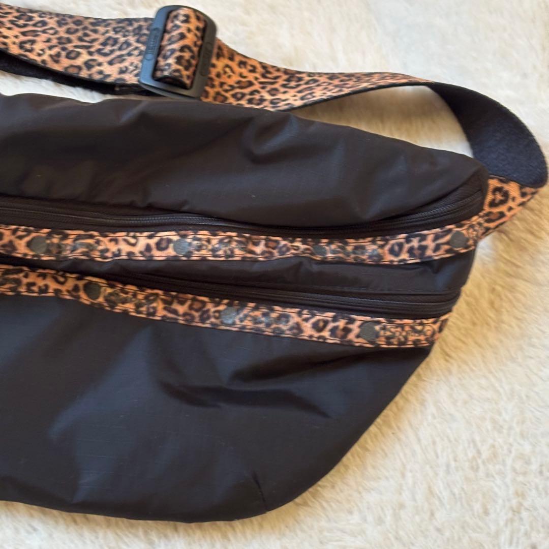美品　希少　レスポートサック　ボディバッグ ヒョウ柄 ブラック