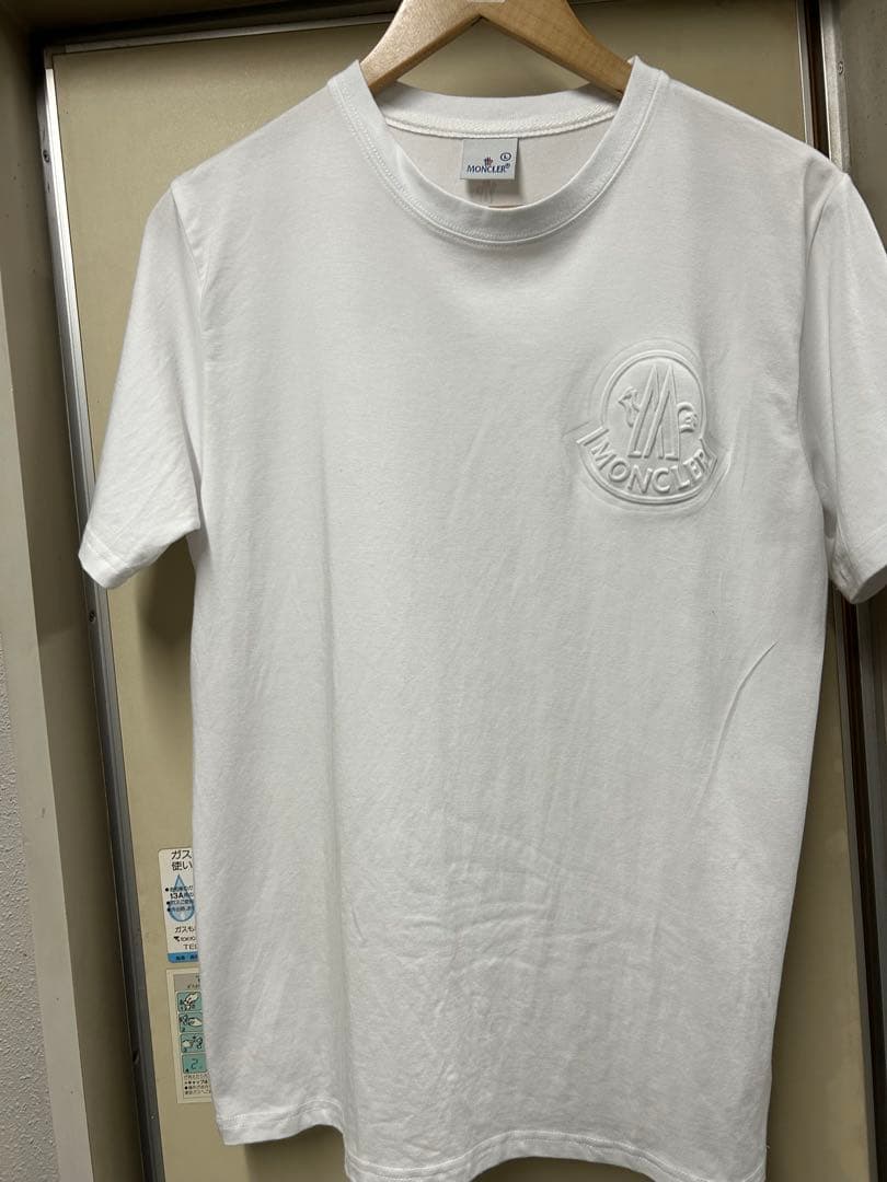 MONCLER ホワイト Tシャツ 半袖
