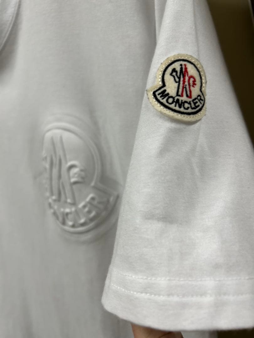 MONCLER ホワイト Tシャツ 半袖