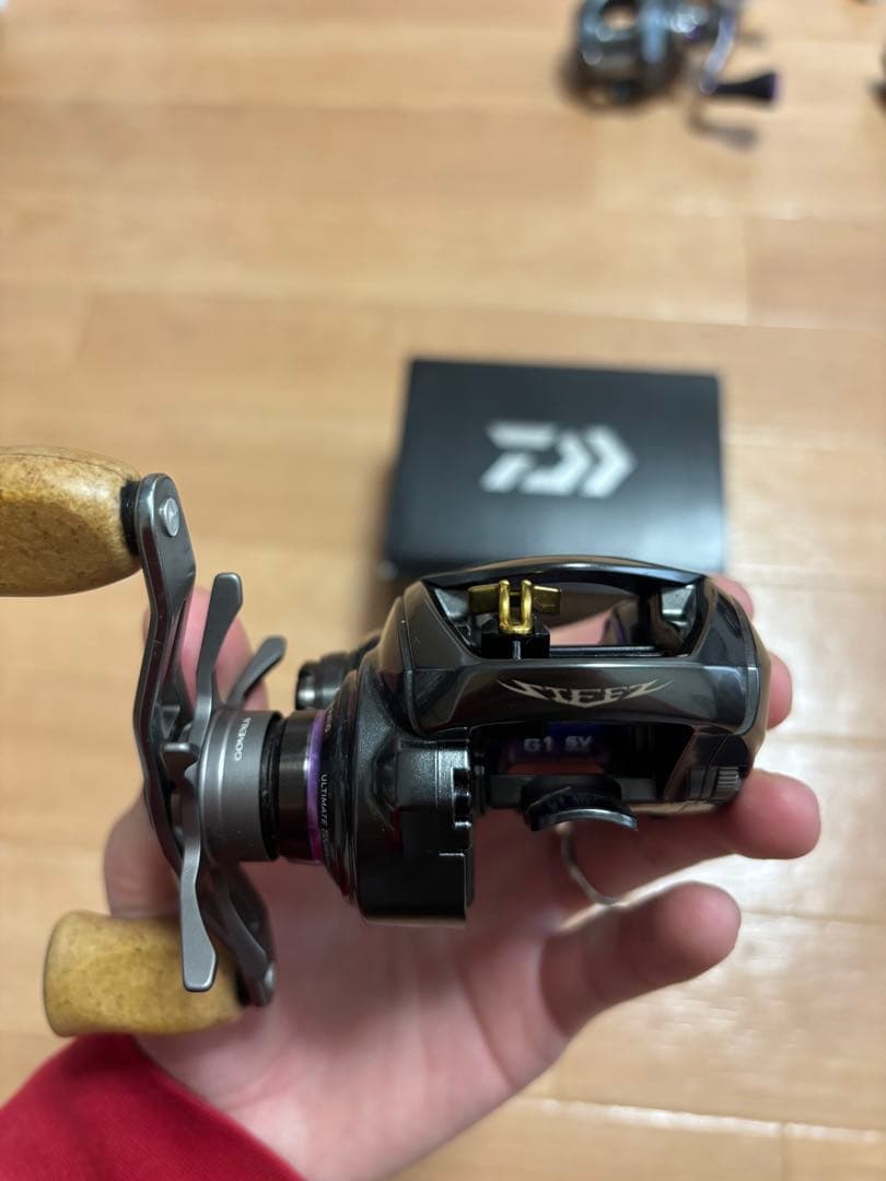 DAIWA スティーズ CT SV TW 700XH 右巻き　SLPドラグ純正