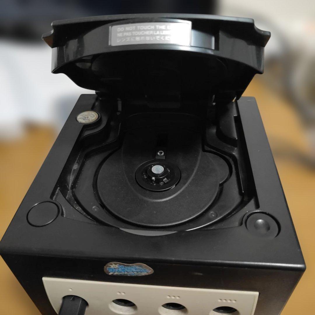 ゲームキューブ 本体 ＋コントローラー2個＋ゲームソフト2個＋付属品