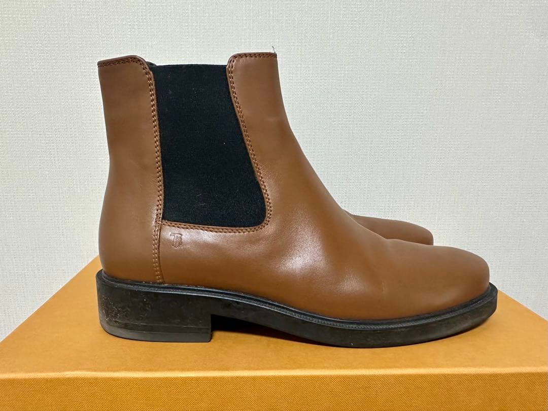 【美品/TOD’S】レザーチェルシーブーツ ブラウン 371/2（24.5cm）