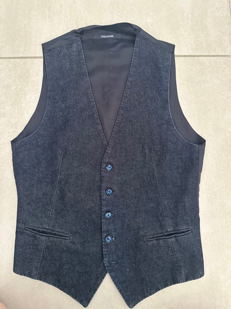 アラモアナCSTAGLIATORE (タリアトーレ )デニムベスト ジレ