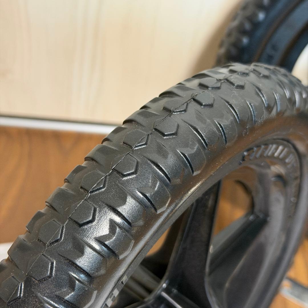 STRIDER SPORT 12インチ ピンク 未使用タイヤ&プロテクター付
