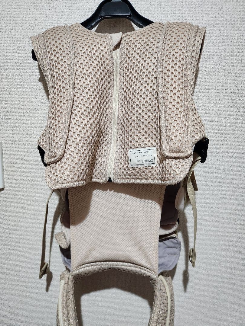 【週末値下げ】べべスワン 抱っこ紐　サンドベージュ