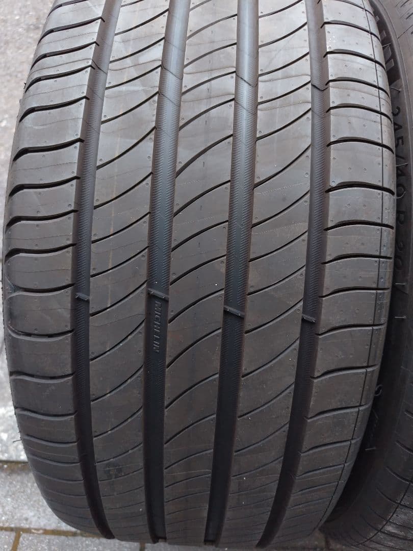B*y様 最終値下げ　新古品　ミシュラン 245/40R20 e・PRIMACY