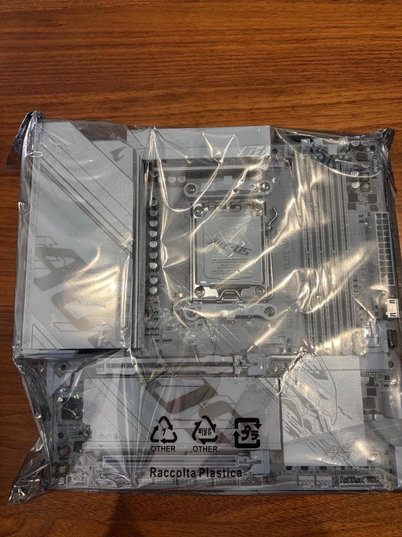 マザーボード GIGABYTE X870M AORUS ELITE WIFI7 ICE