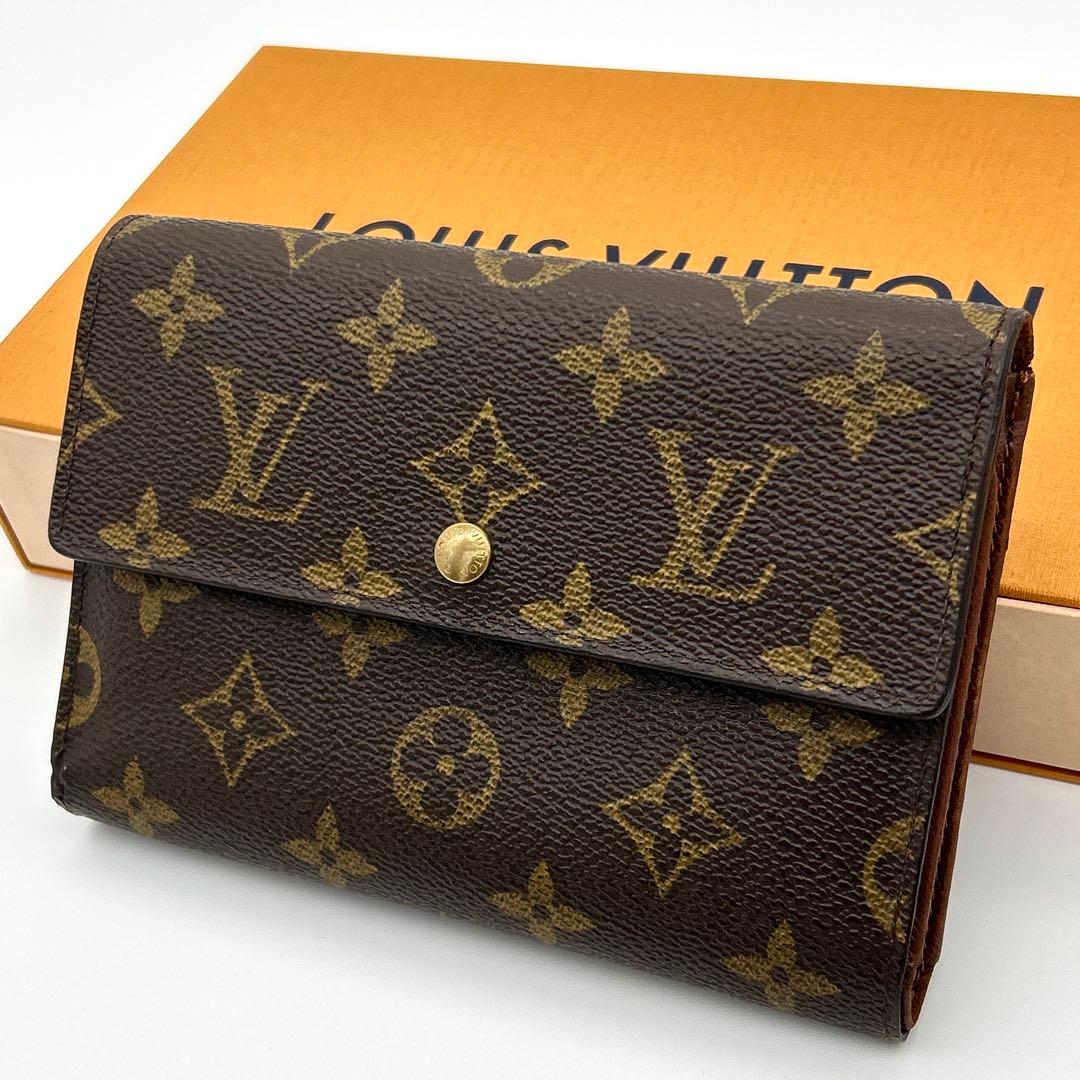 Louis Vitton モノグラム 三つ折り財布 エテュイパピエ 男女兼用