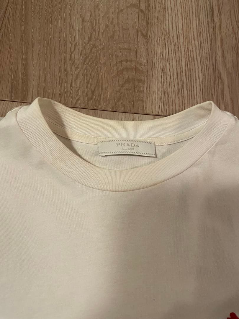 PRADA 刺繍ロゴ ホワイト TシャツXS白半袖