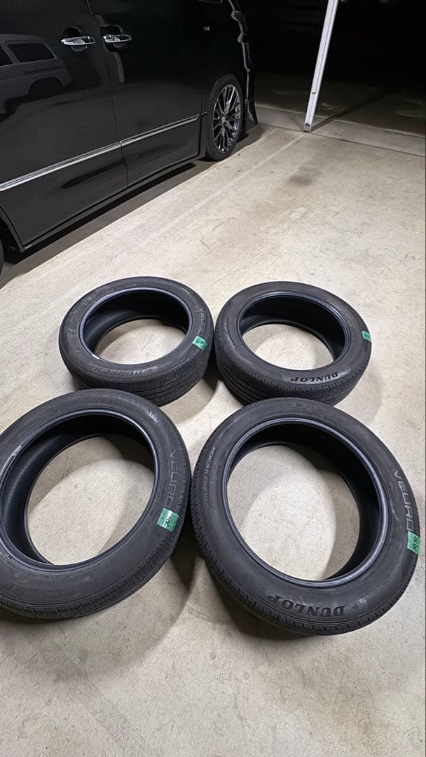 モコモコ様　ダンロップVEURO VE304 235/55/R20 ①