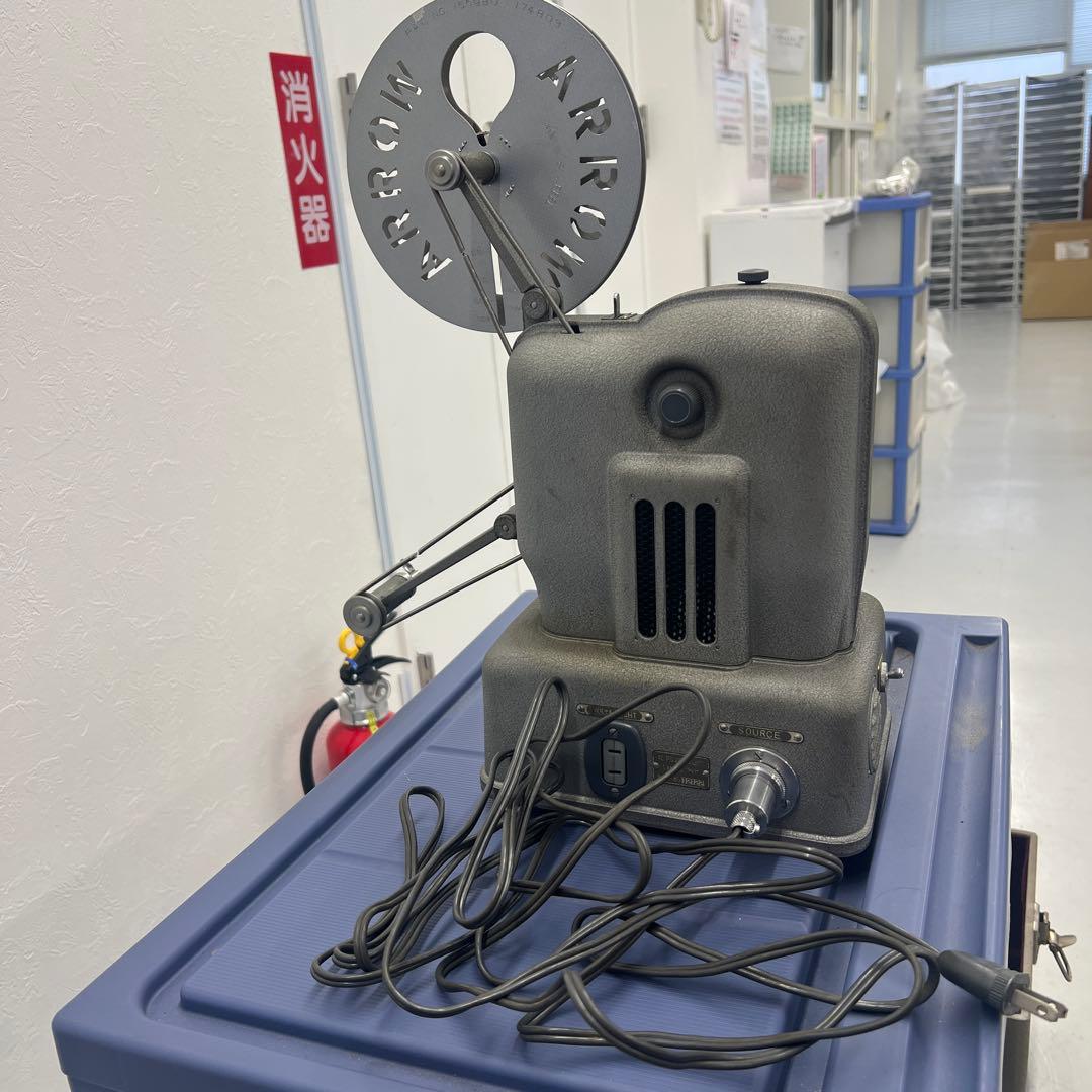 ELMO E-80 映写機　動作品　訳あり