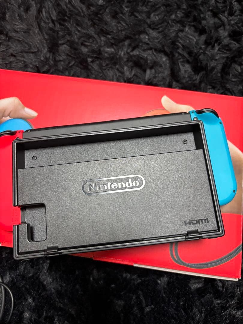 【美品】64GBSDカード・箱付きNintendo Switch 本体