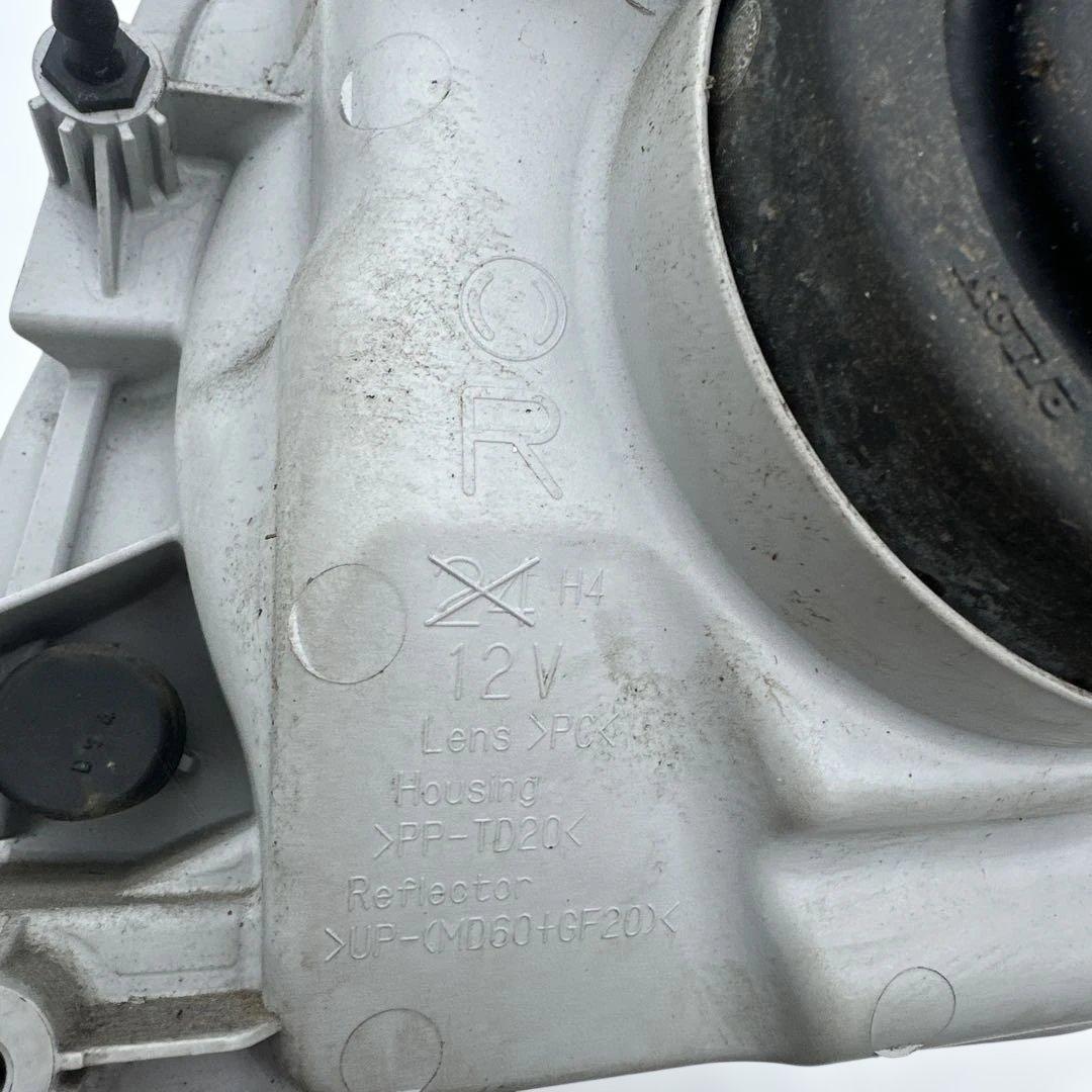 DA16T スズキ キャリー 2021ヘッドライト右