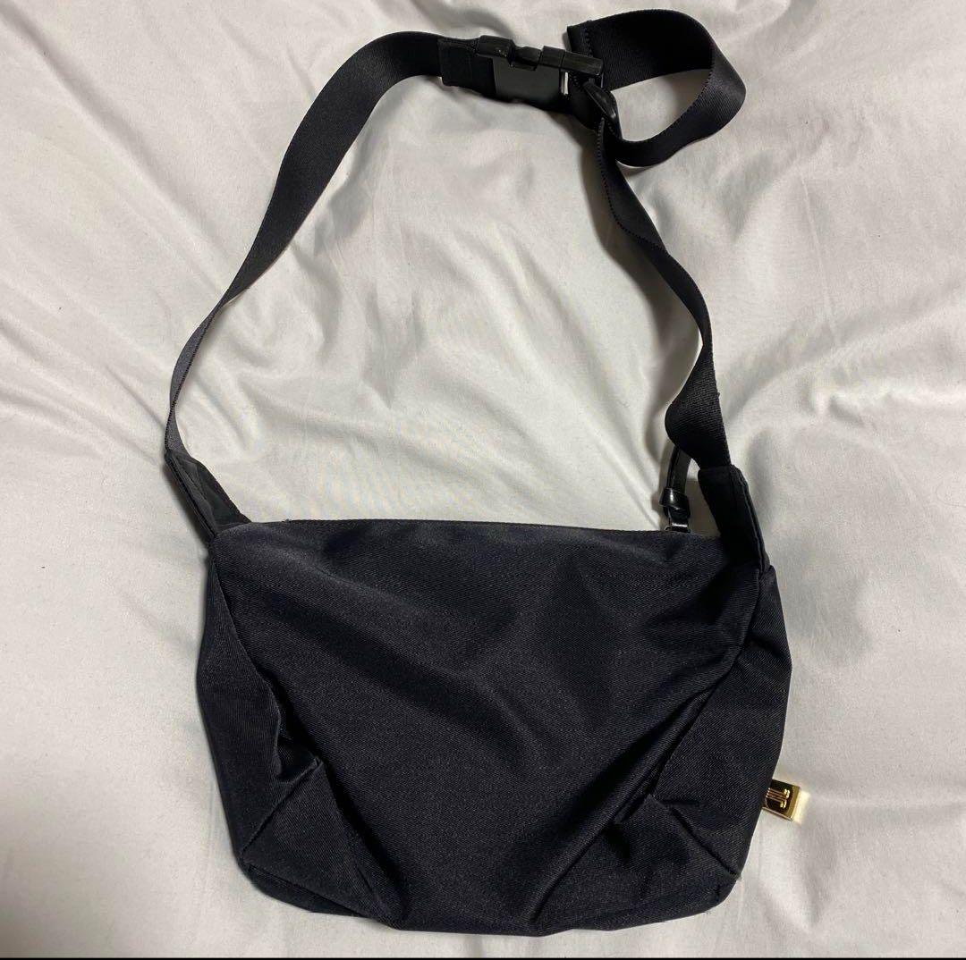 未使用品級♡LANVIN ランバンオンブルー　トロカデロ　ボディバッグ　ブラック