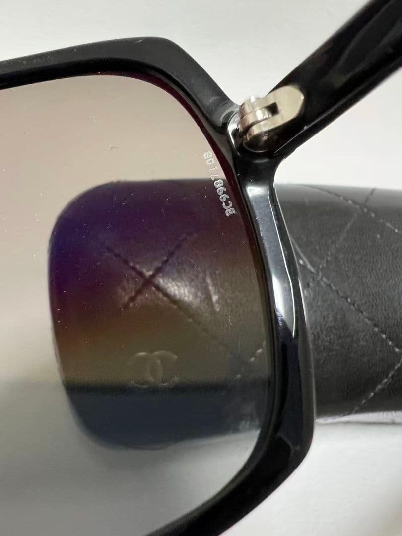 CHANEL サングラス 　ロゴデザイン