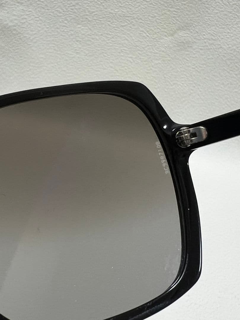 CHANEL サングラス 　ロゴデザイン