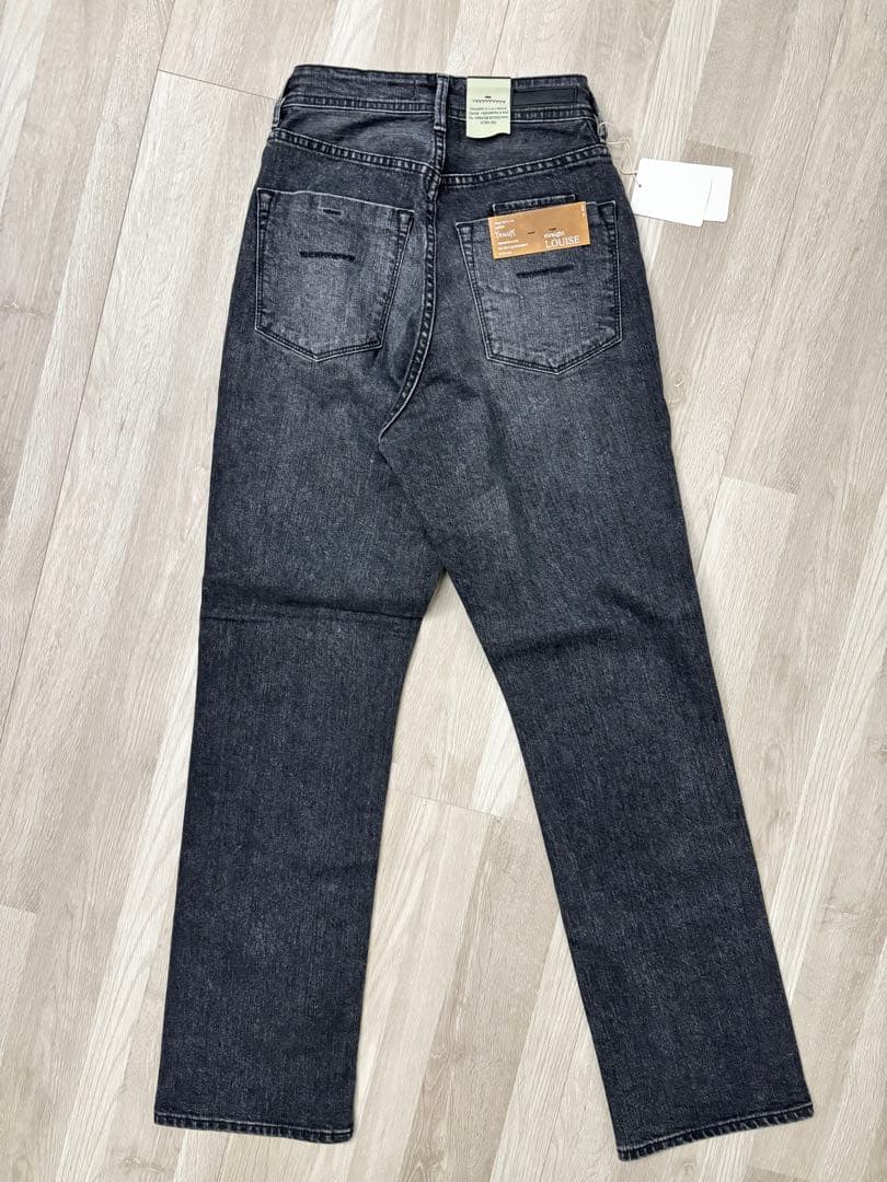 【新品タグ付き】ヤヌークLOUISE サイズ22 UFG